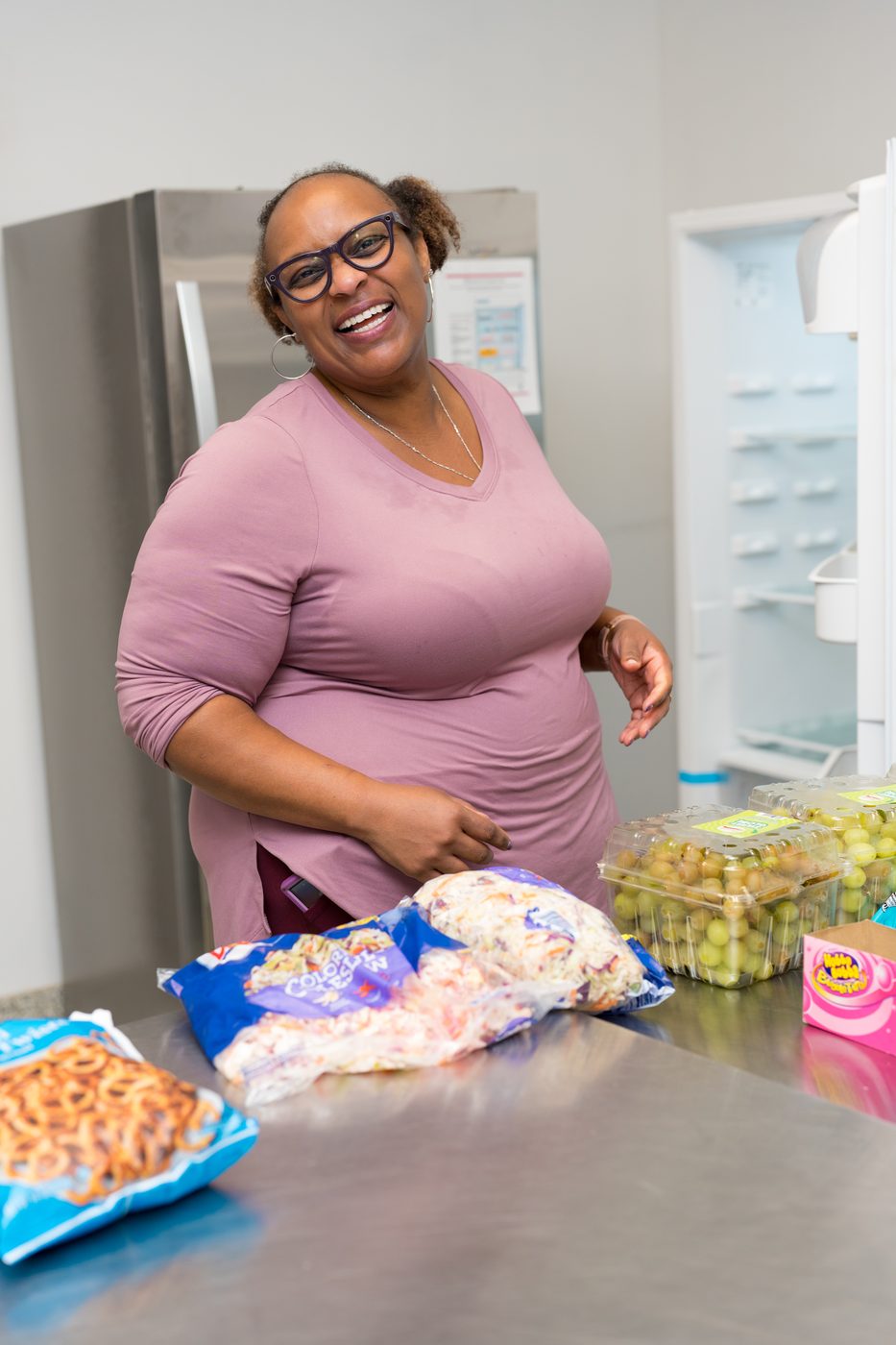 Food drive volunteer